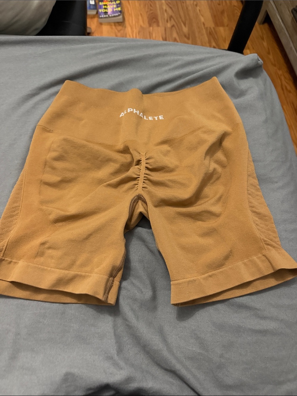 Alphalete Women's Scrunch High-Rise Bike Shorts — Camel